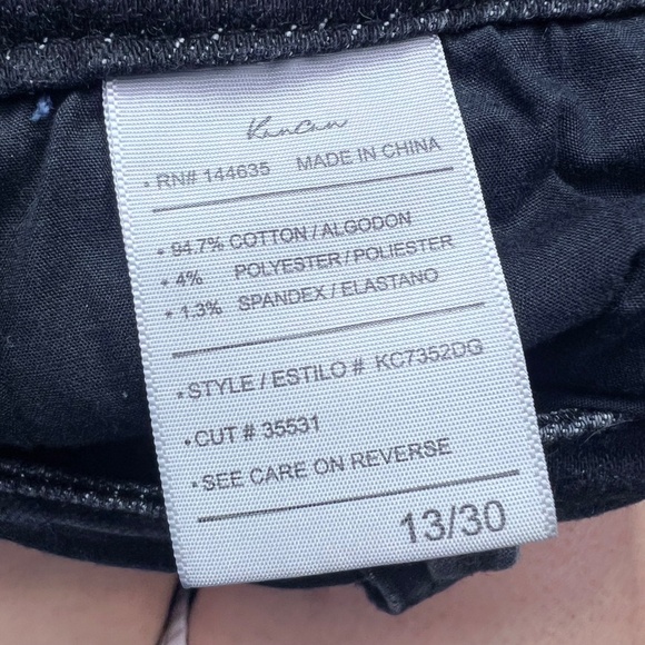 👖|•KANCAN•| Black Distressed Skinny Jeans Size 13/30👖 - Picture 6 of 9